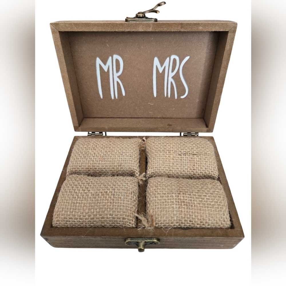 Wooden Mr & Mrs Ring Box